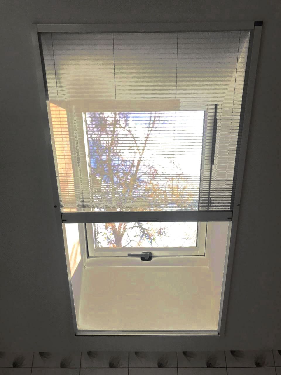 Сетка-гармошка на окно